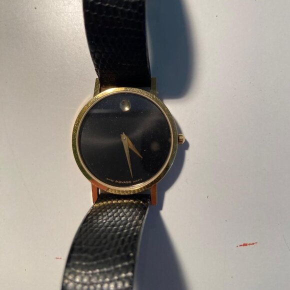 Movado Museum Watch with original lizard band - Picture 3 of 5